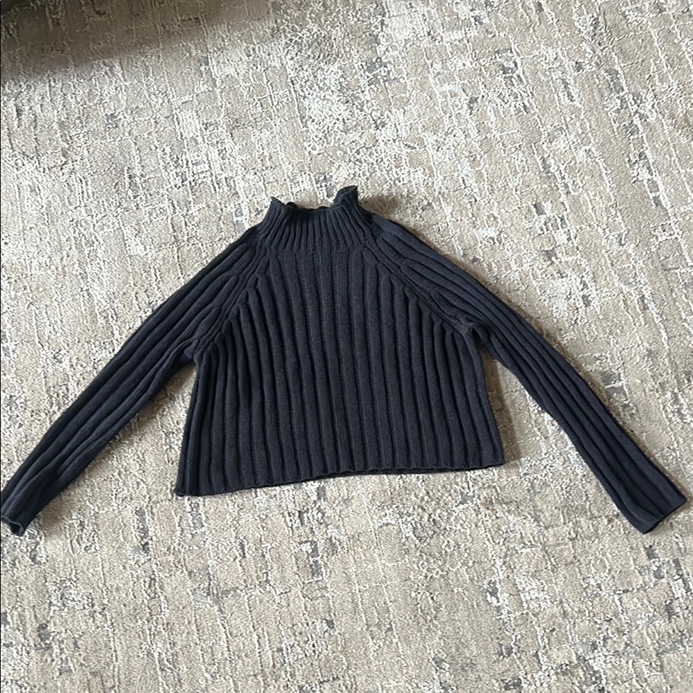 American Eagle Cozy Black Sweater